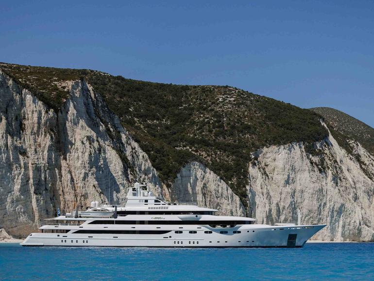 Flexform Yacht MY Emir