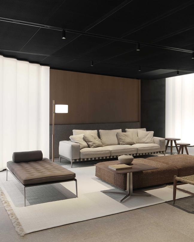 Flexform Corporate Showroom Meda