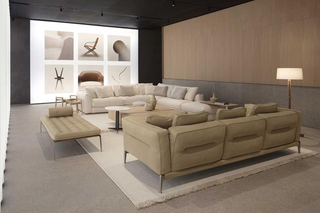 Flexform Corporate Showroom Meda