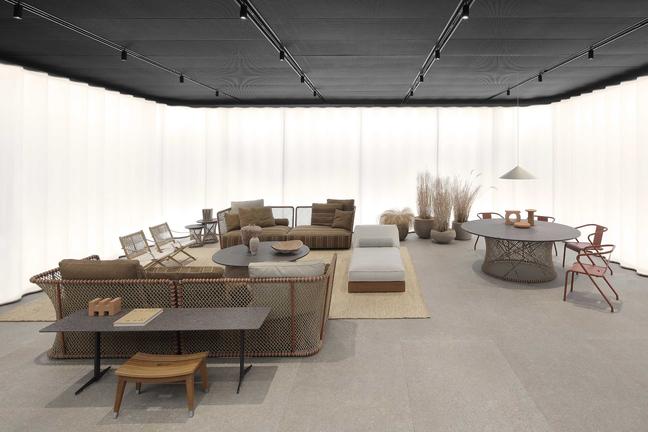 Flexform Corporate Showroom Meda