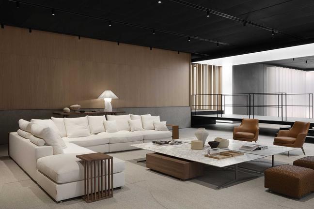 Flexform Corporate Showroom Meda