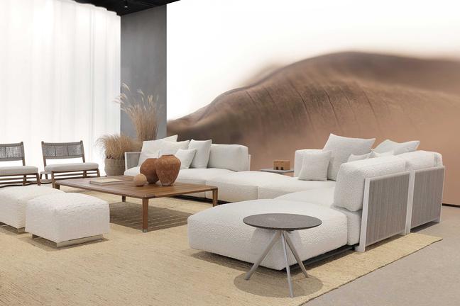 Flexform Corporate Showroom Meda