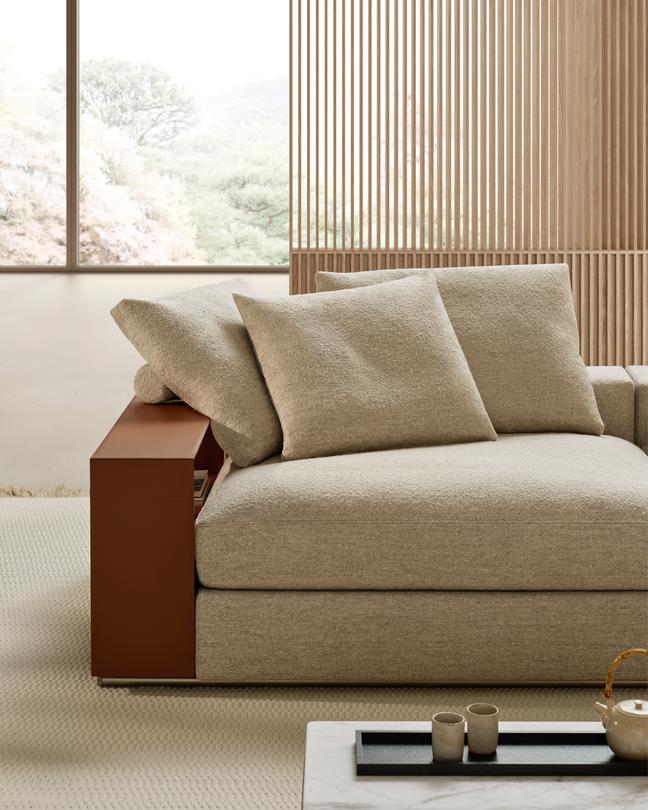 Flexform Groundpiece sectional sofa